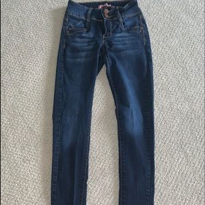 dark wash skinny jeans